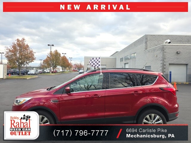 2019 Ford Escape SEL photo 4