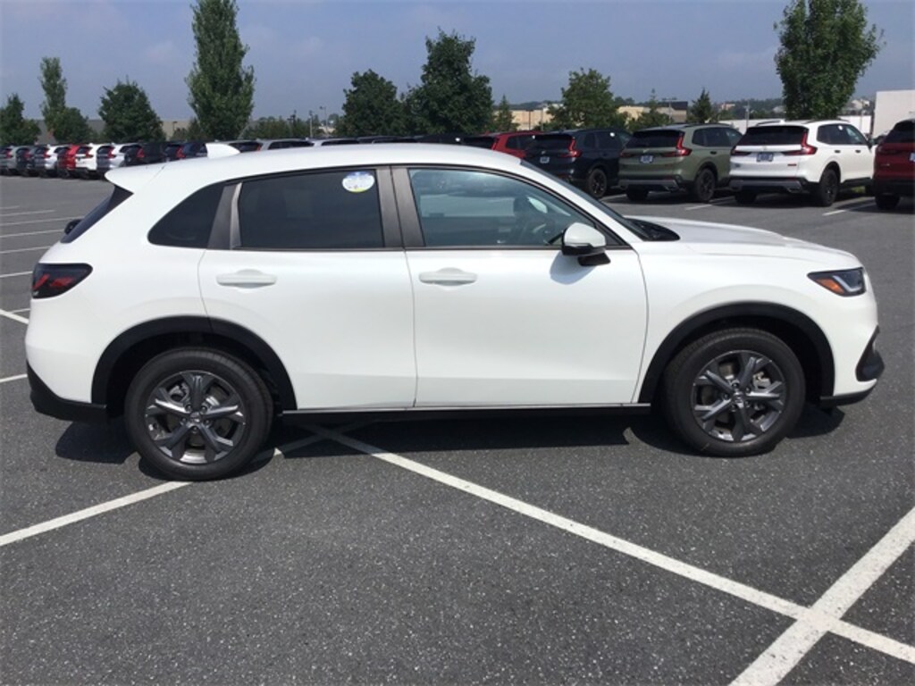 New 2026 Honda HR-V LX SUV