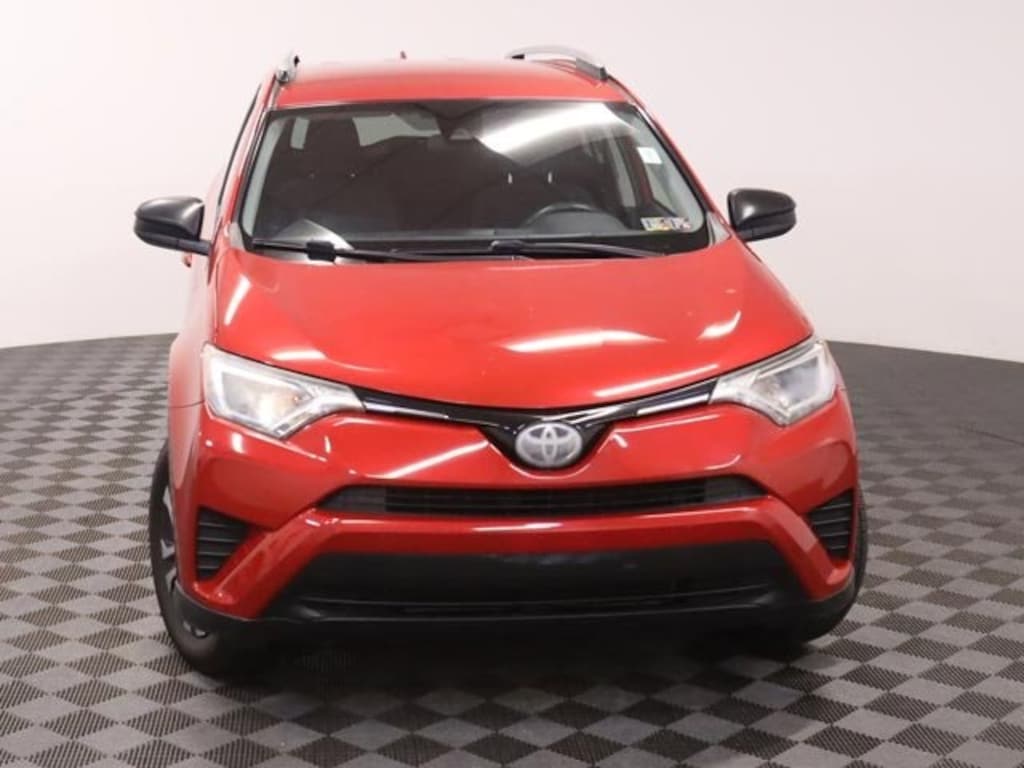 Used 2017 Toyota RAV4 LE SUV