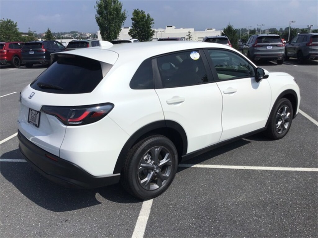 New 2026 Honda HR-V LX SUV