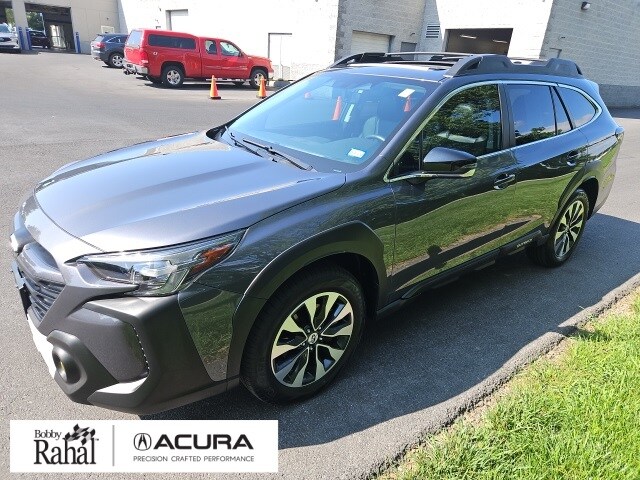 2024 Subaru Outback Limited XT photo 3