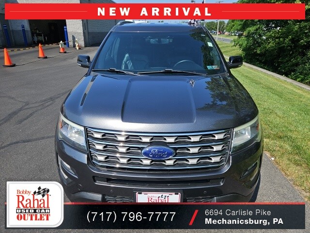 2017 Ford Explorer XLT photo 2