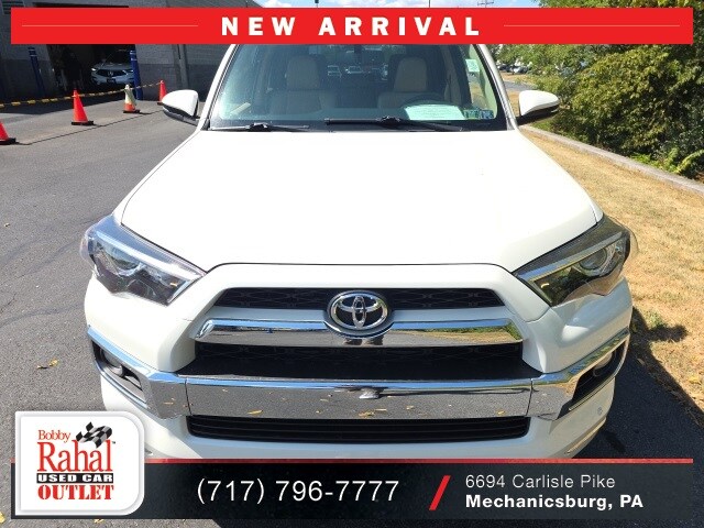 2016 Toyota 4Runner Limited photo 2
