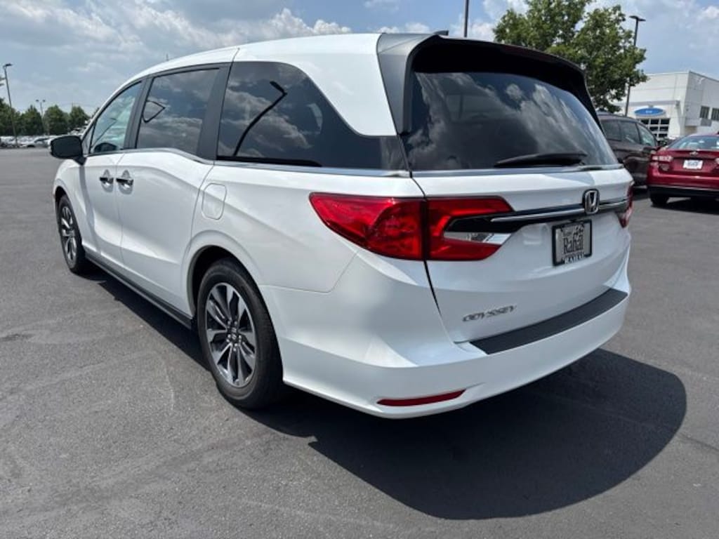 Used 2024 Honda Odyssey EX-L Van