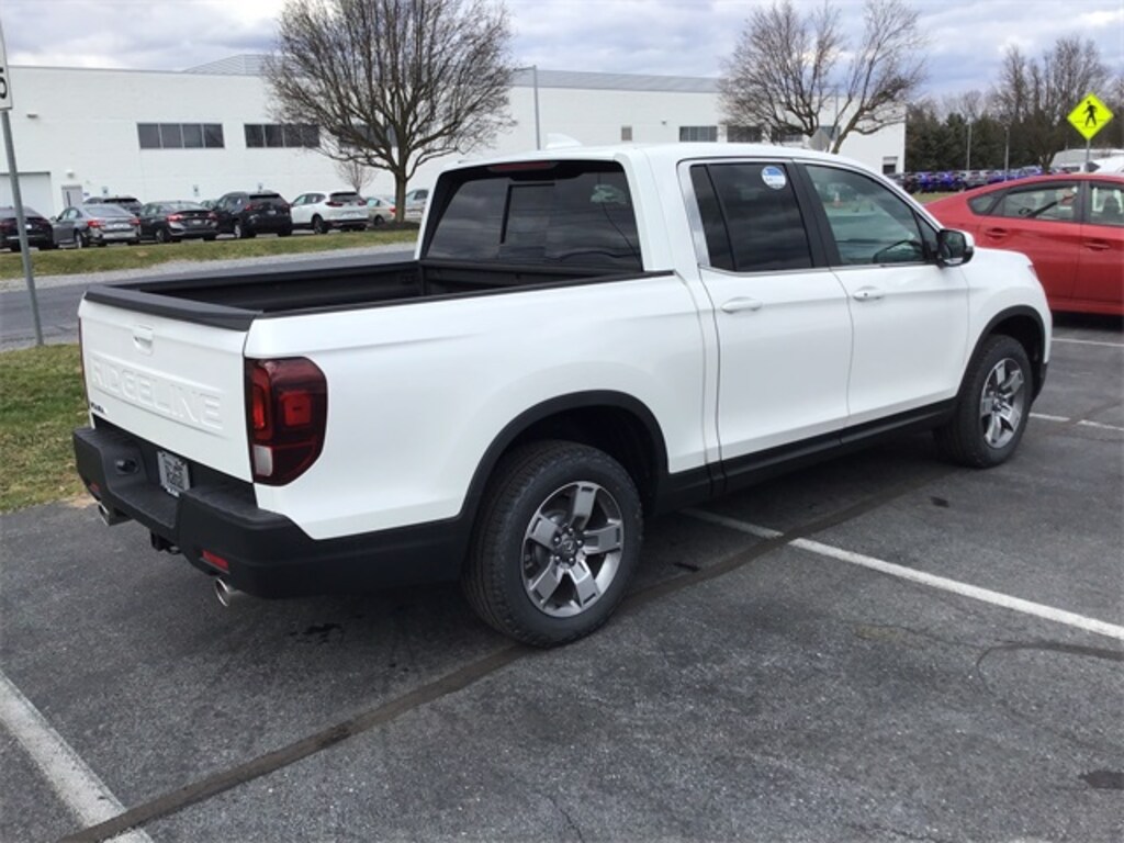 New 2026 Honda Ridgeline RTL Truck Crew Cab