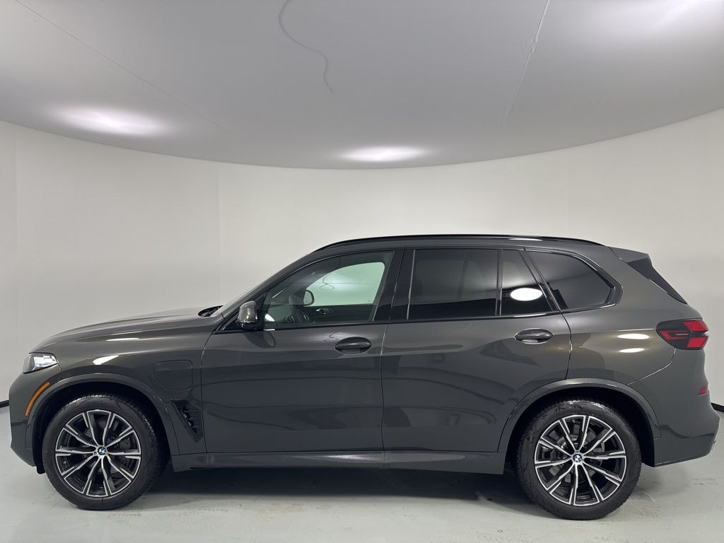 New 2026 BMW X5 PHEV xDrive50e SUV