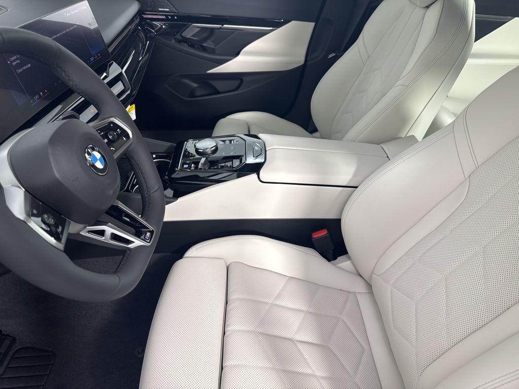 2026 BMW 5 Series 530i - Photo 10