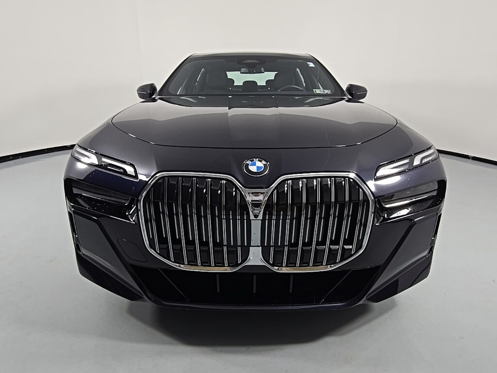 2024 Bmw 760i xDrive photo 2