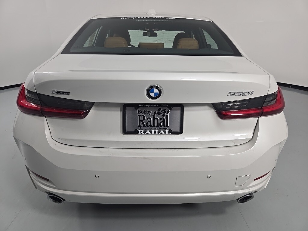 Certified 2024 BMW 330i xDrive Sedan