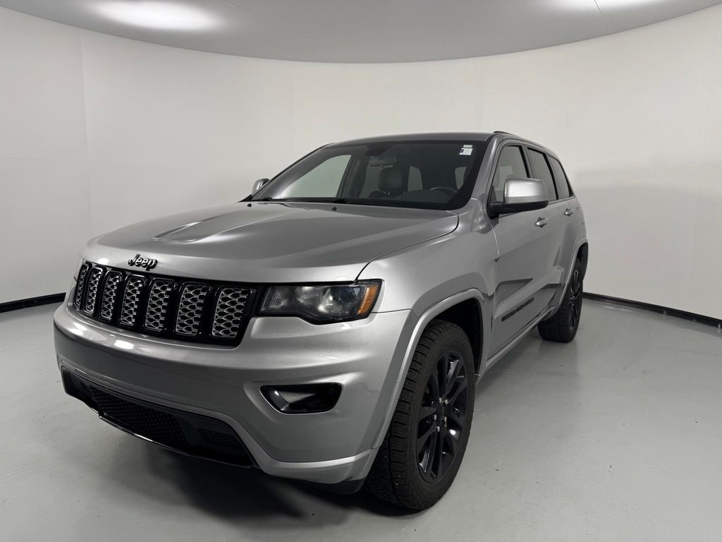 Used 2021 Jeep Grand Cherokee Laredo SUV