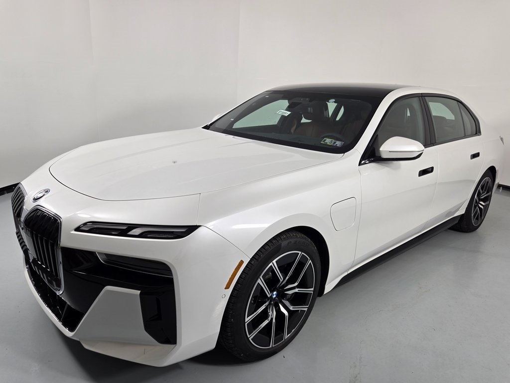 New 2026 BMW 750e xDrive 4D Sedan