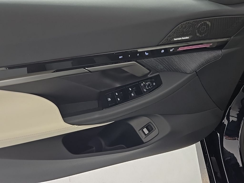 2026 BMW 5 Series 530i - Photo 16