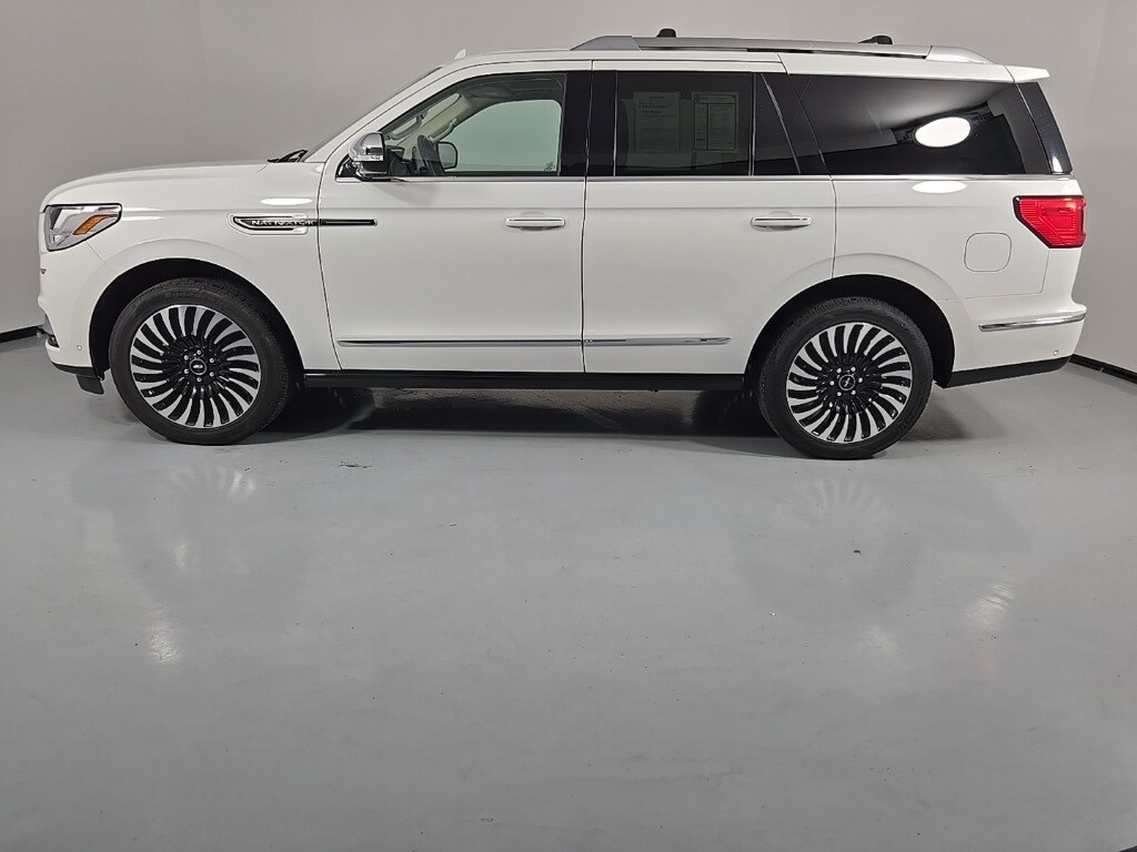 2020 Lincoln Navigator Black Label photo 4