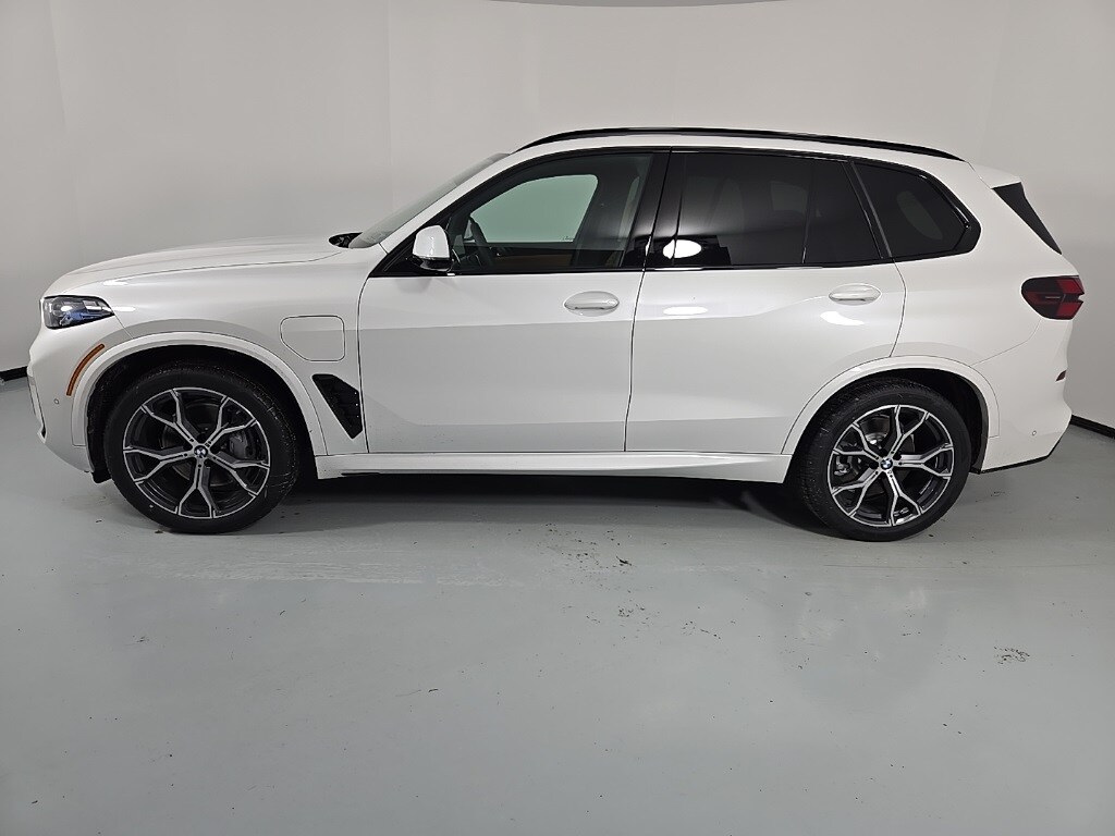 2026 Bmw X5 xDrive50e photo 3