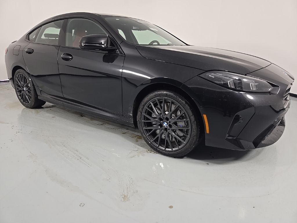 2026 BMW 2 Series M235 - Photo 6