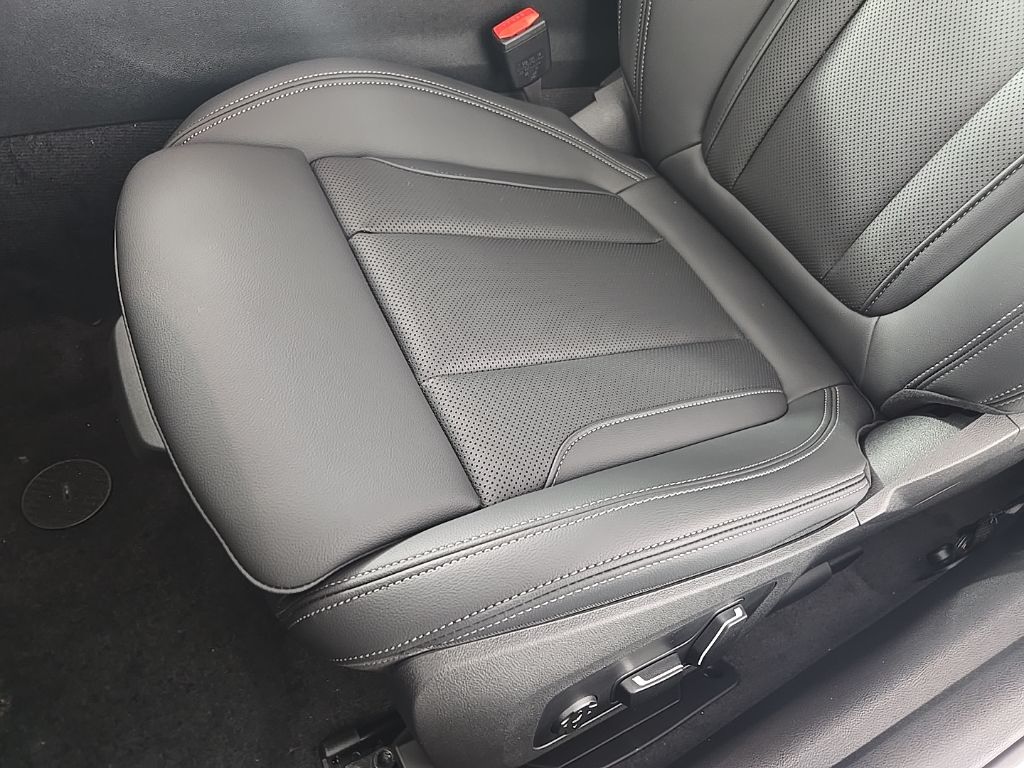 2026 BMW 4 Series 430i - Photo 21