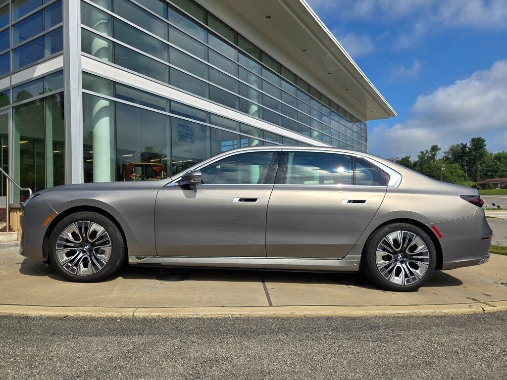 2025 Bmw i7 xDrive60 photo 4
