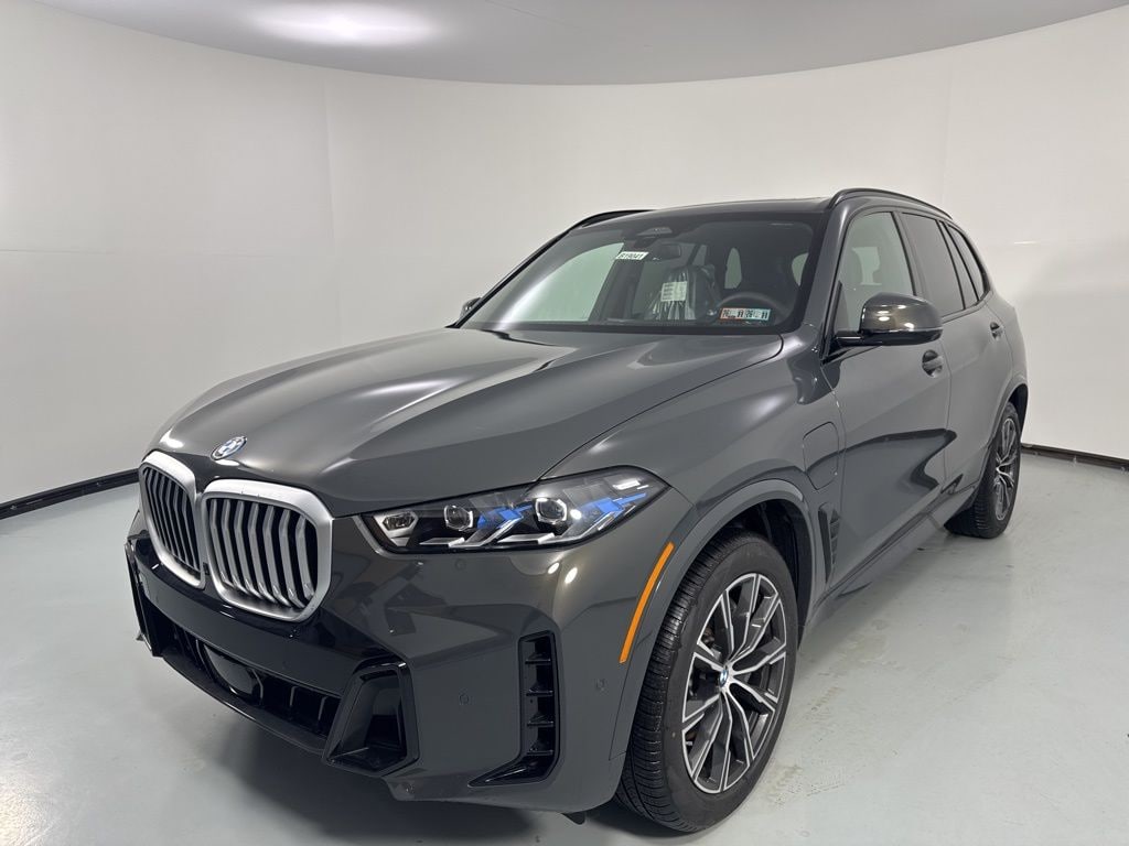 New 2026 BMW X5 PHEV xDrive50e SUV