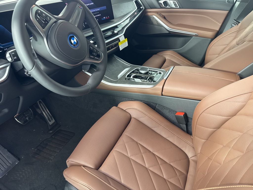 2026 BMW X5 50e - Photo 9