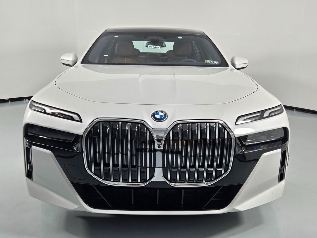 New 2026 BMW 750e xDrive 4D Sedan