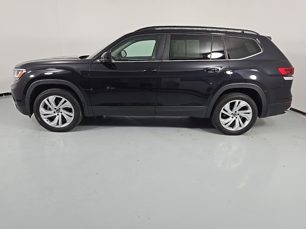 2022 Volkswagen Atlas SE Technology photo 2