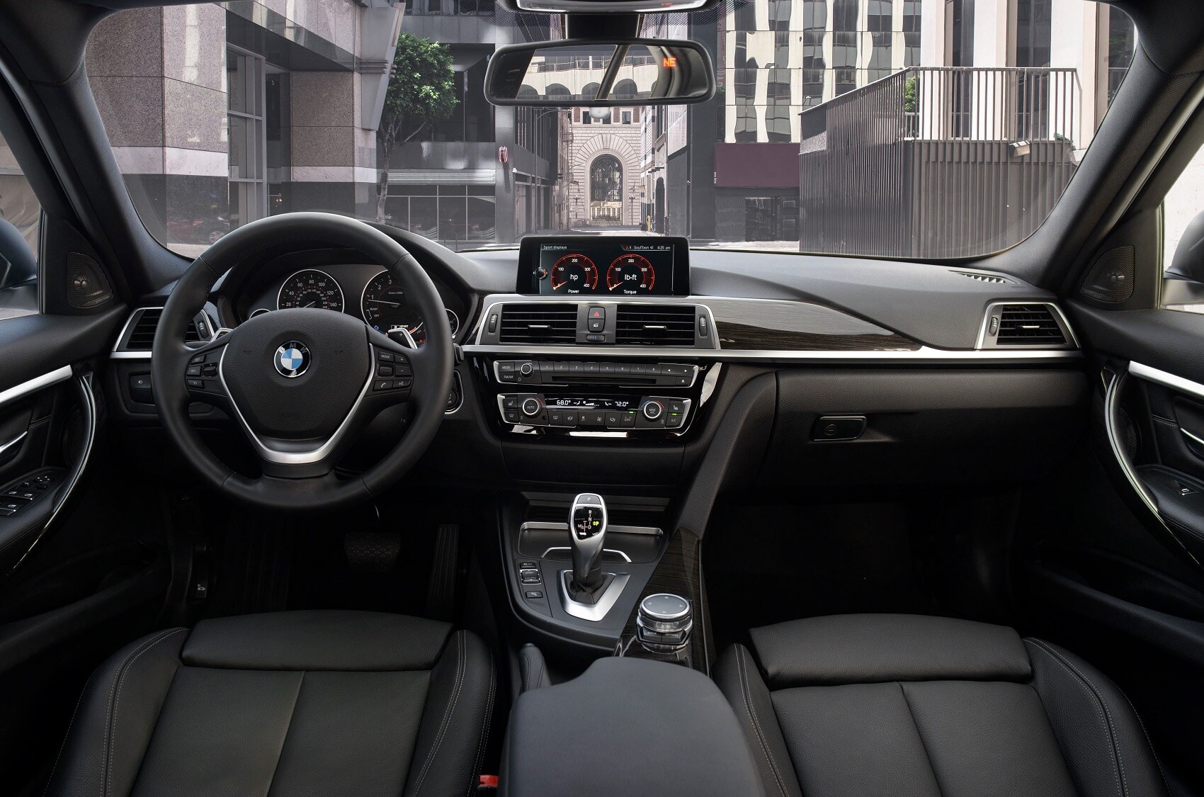 BMW 3 Series Interior Technology