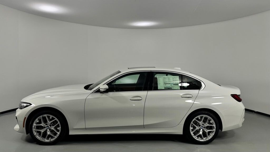 New 2026 BMW 330i xDrive Sedan