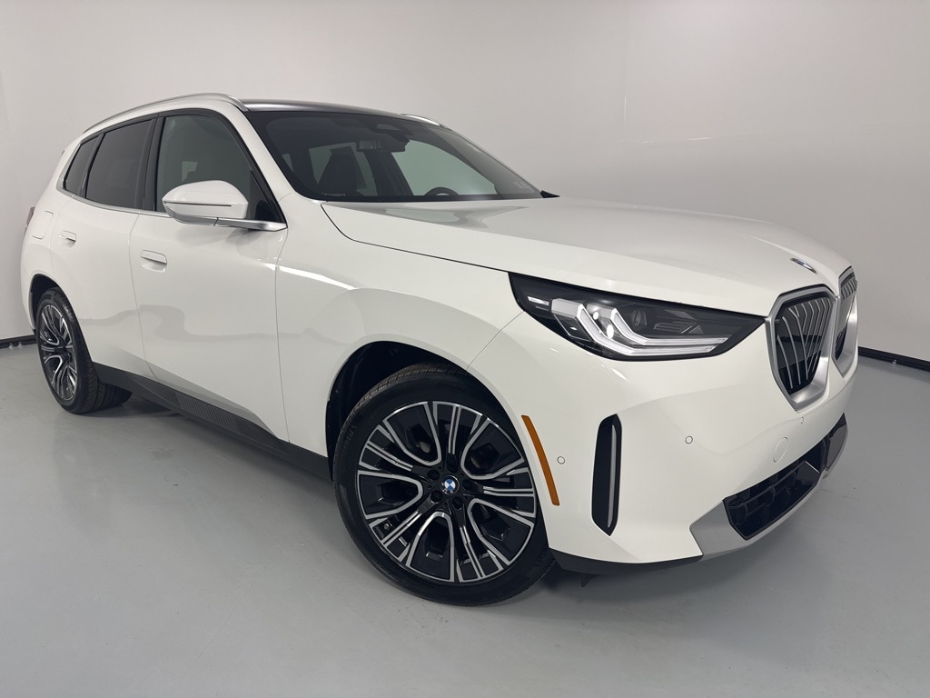 2025 BMW X3 30's photo