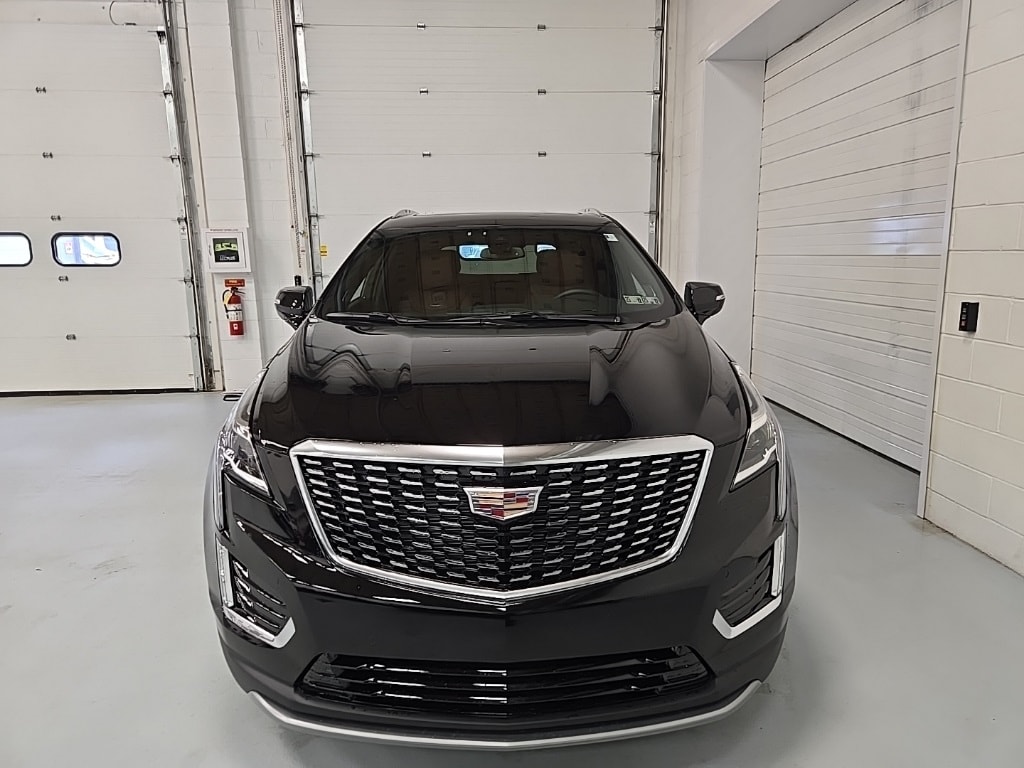 Used 2025 Cadillac XT5 Premium Luxury with VIN 1GYKNDRS6SZ123302 for sale in Canonsburg, PA