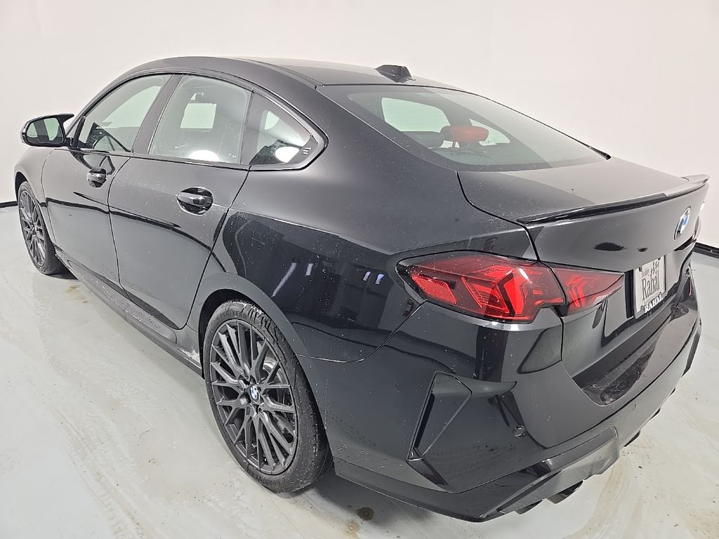 2026 BMW 2 Series M235 - Photo 7