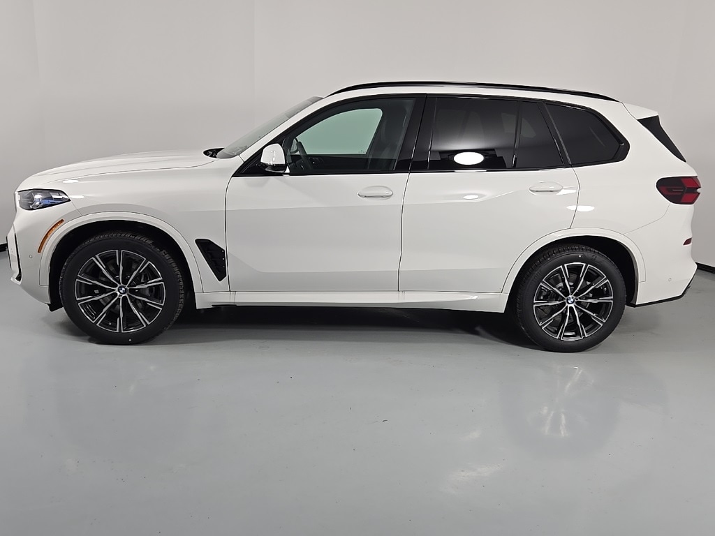 New 2026 BMW X5 xDrive40i SUV