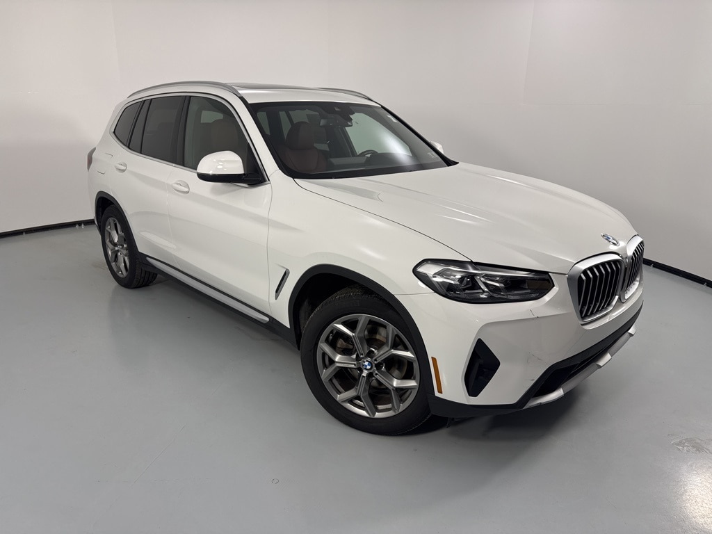 2023 BMW X3 30i's photo