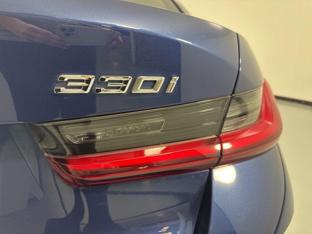 2023 BMW 3 Series 330i | CarEdge | CarEdge