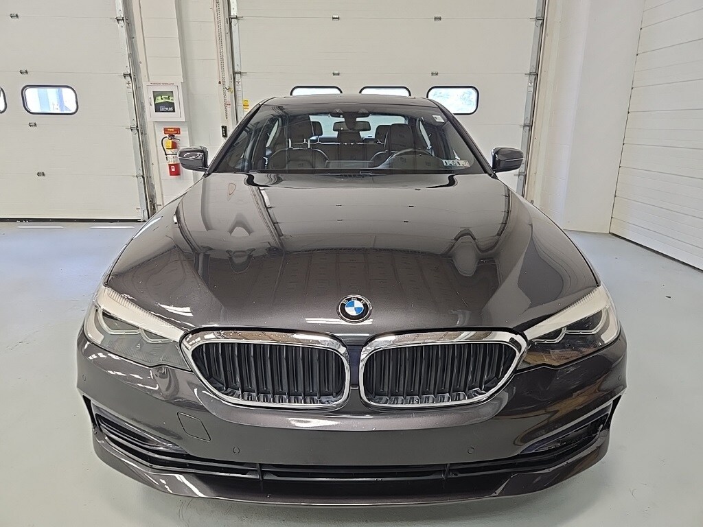 2020 Bmw 530i xDrive photo 2
