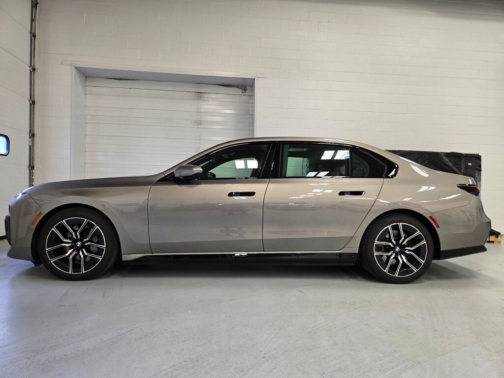 2025 Bmw i7 xDrive60 photo 4