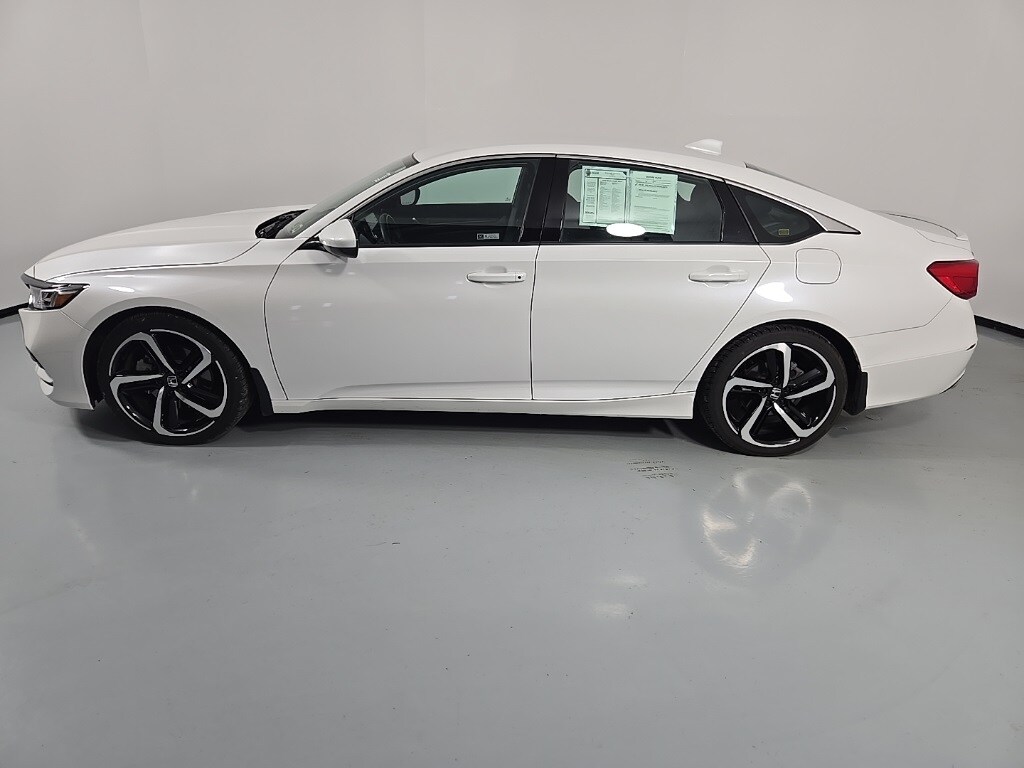 2019 Honda Accord Sport photo 3