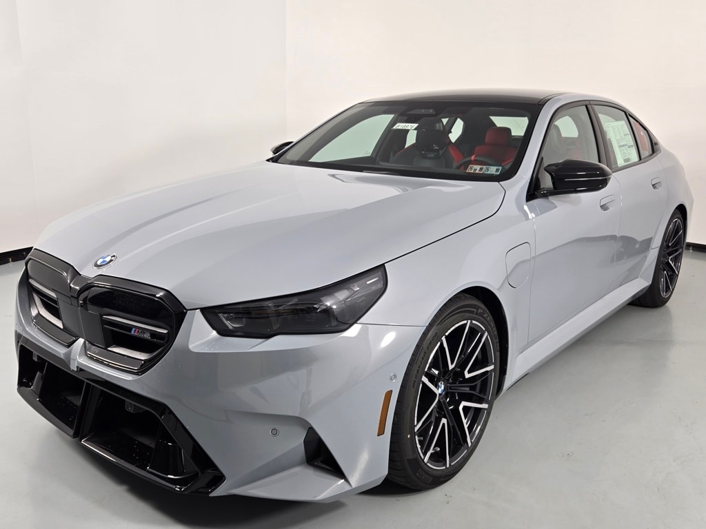 New 2026 BMW M5 Sedan