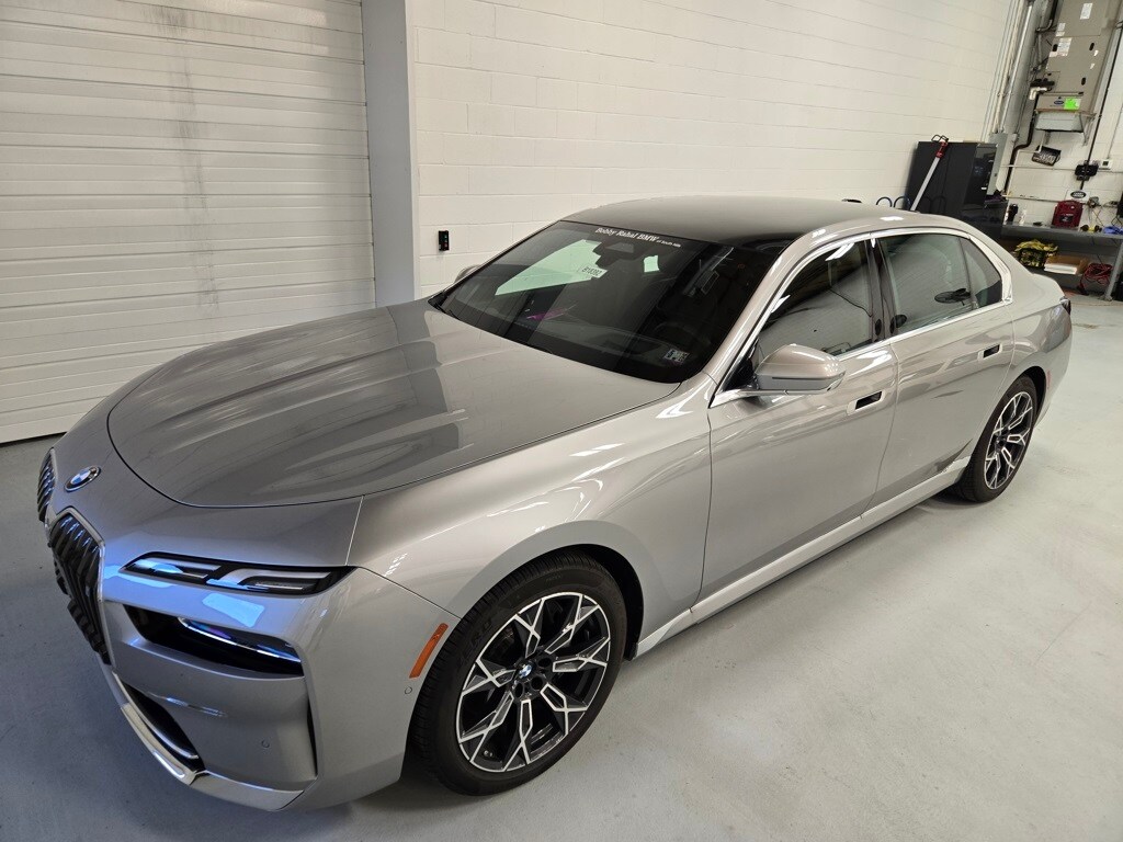 2025 Bmw i7 xDrive60 photo 3