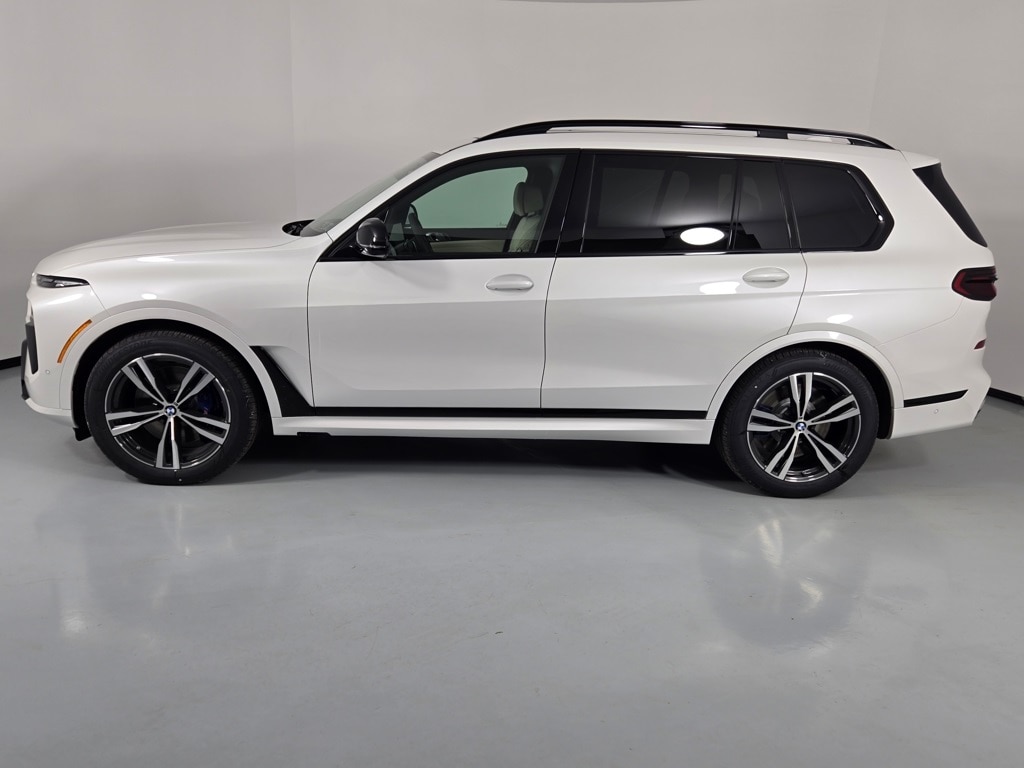 New 2026 BMW X7 M60i SUV