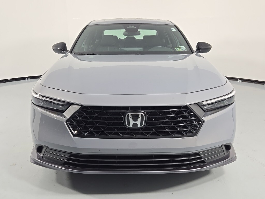 2023 Honda Accord Hybrid Sport photo 2