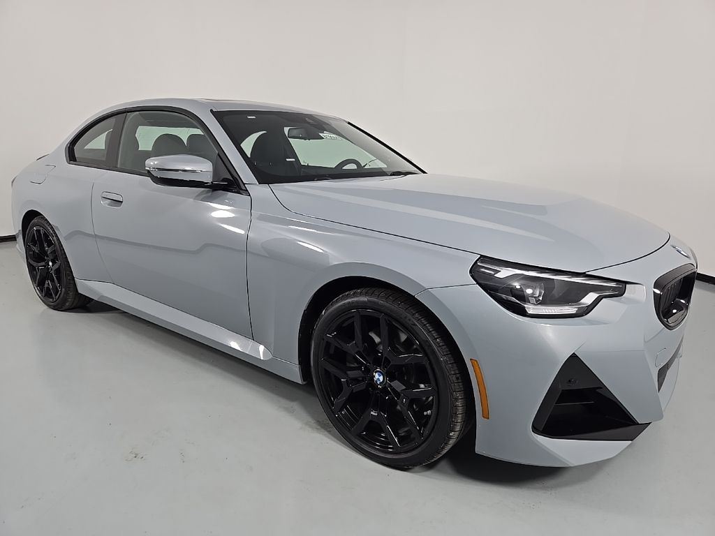 2026 BMW 2 Series 230i - Photo 7