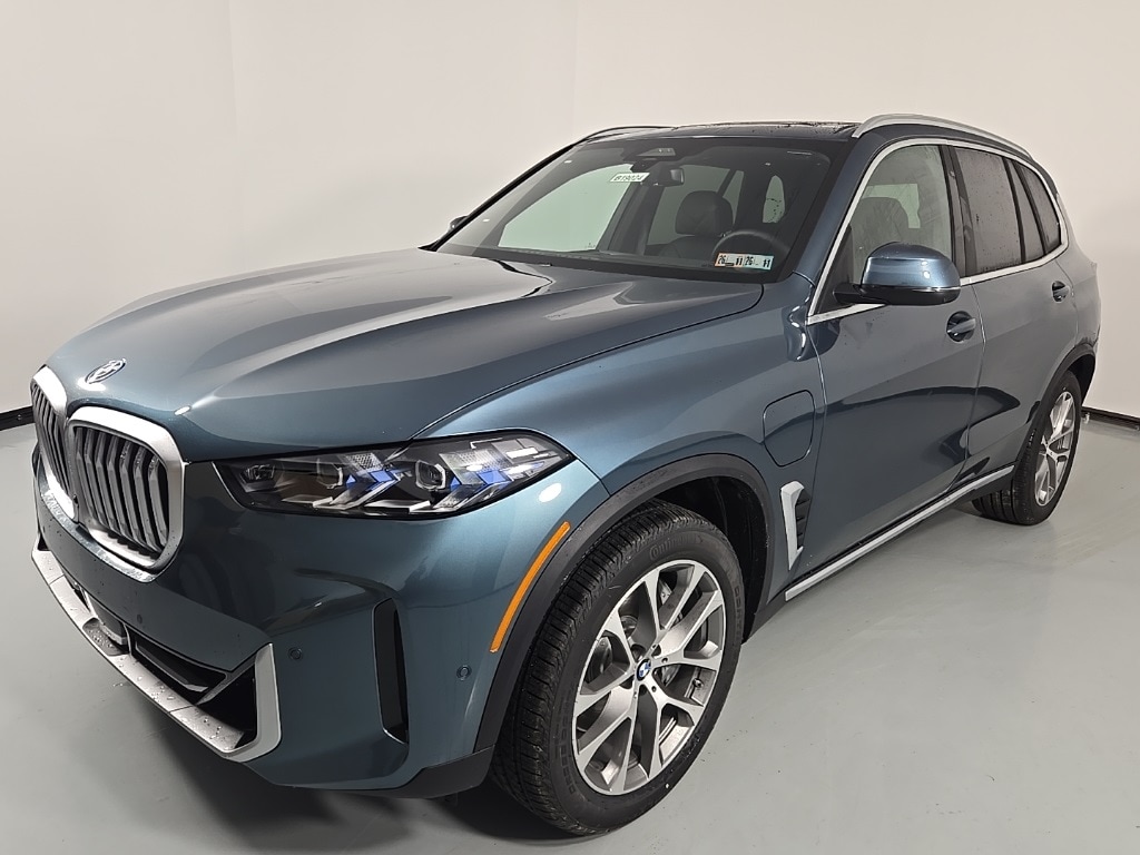 New 2026 BMW X5 PHEV xDrive50e SUV
