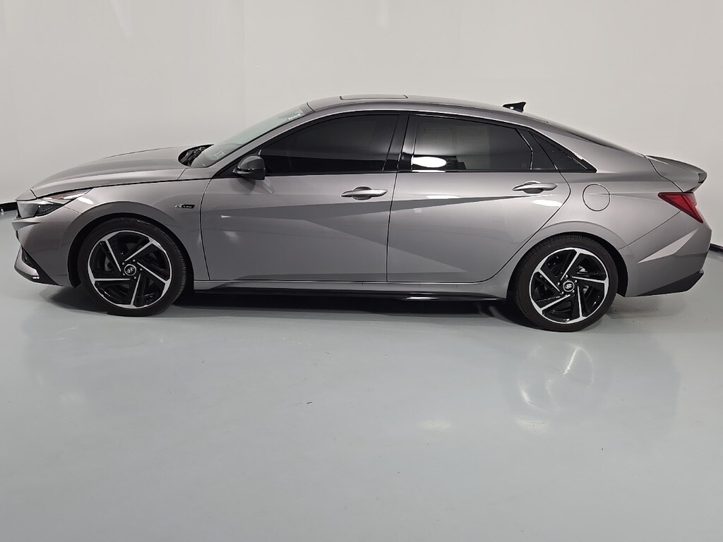 2023 Hyundai Elantra N Line photo 4