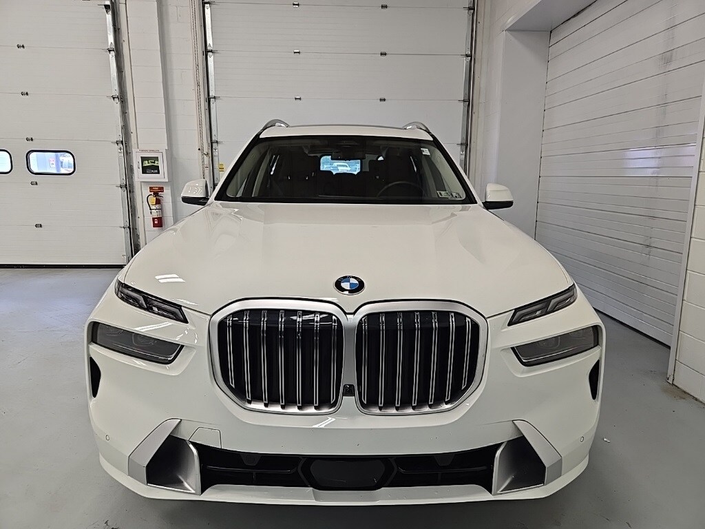 2023 Bmw X7 xDrive40i photo 2