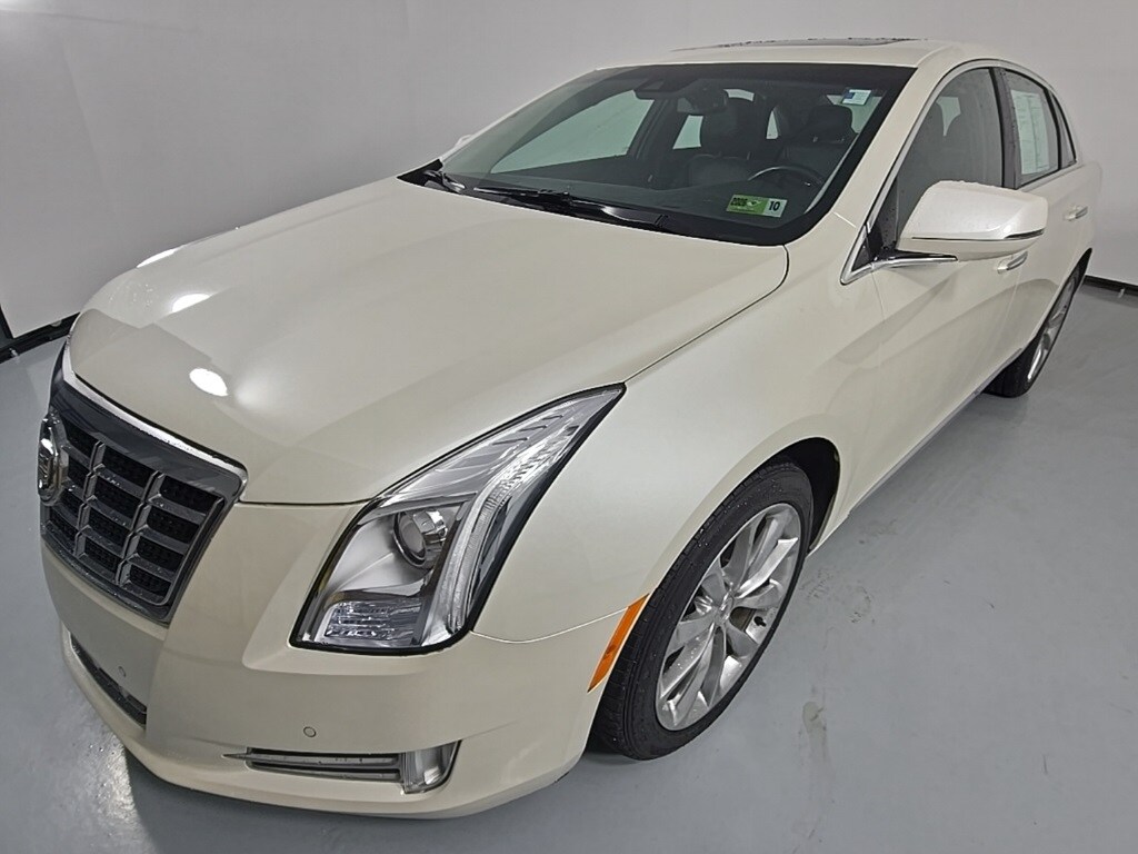 2013 Cadillac XTS Luxury photo 3