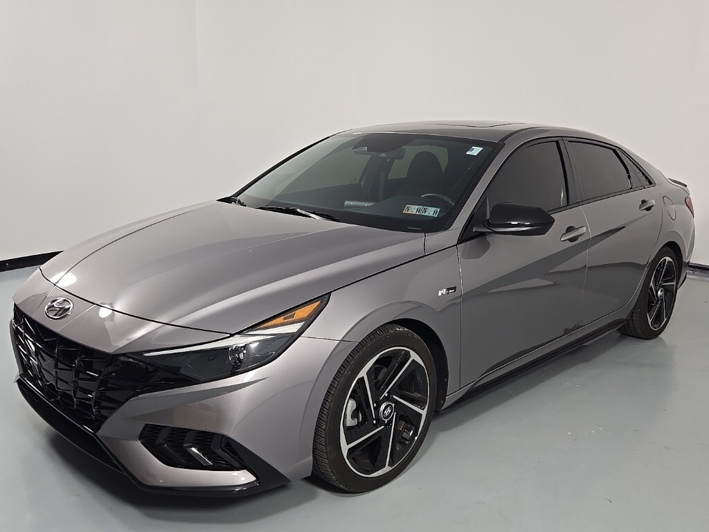 2023 Hyundai Elantra N Line photo 3