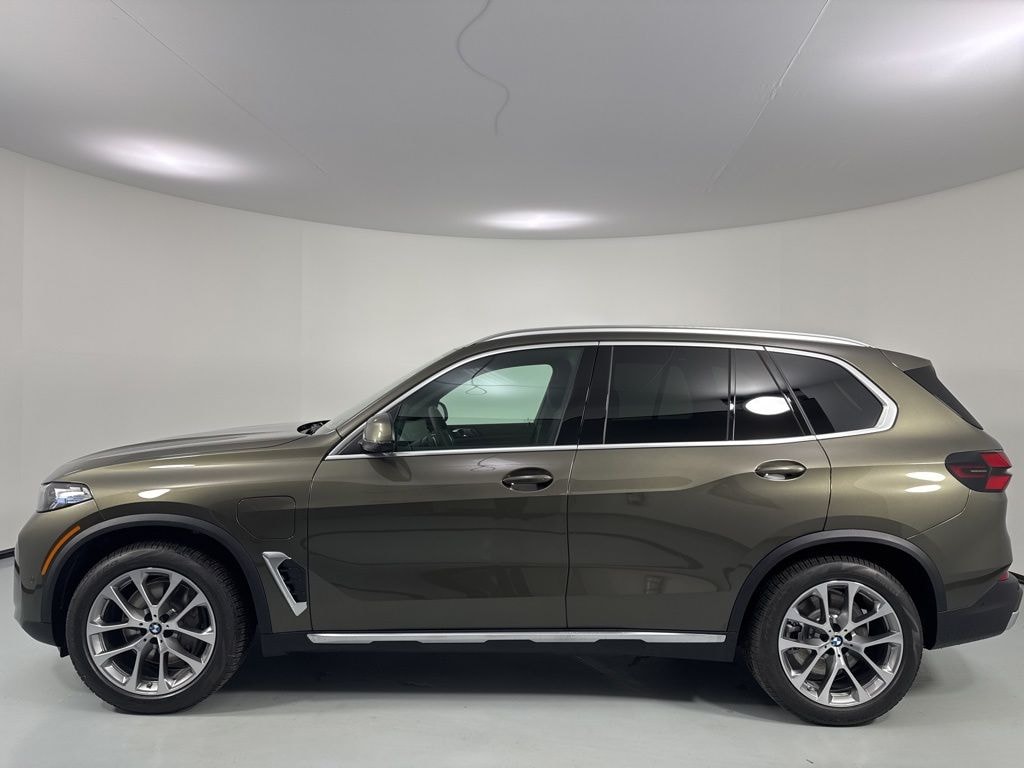 New 2026 BMW X5 PHEV xDrive50e SUV