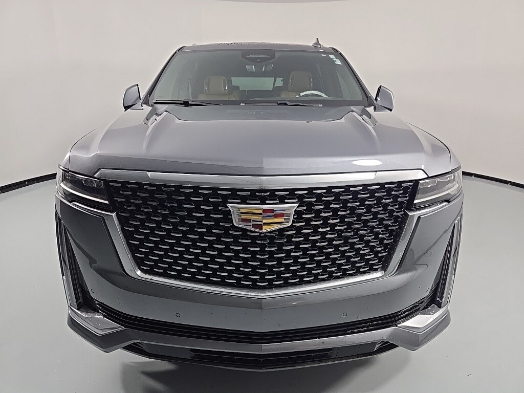 2021 Cadillac Escalade ESV Premium Luxury photo 2