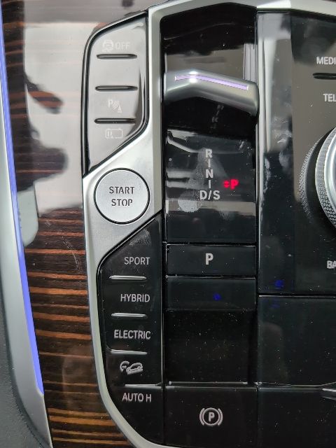 2026 BMW X5 50e - Photo 25