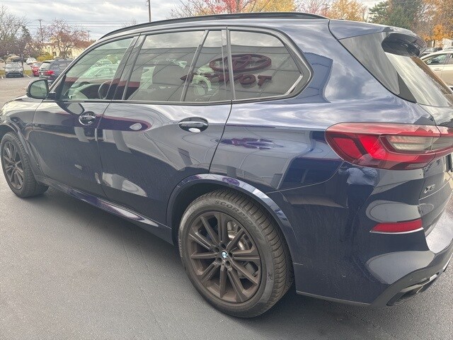 2022 Bmw X5 M50i photo 2